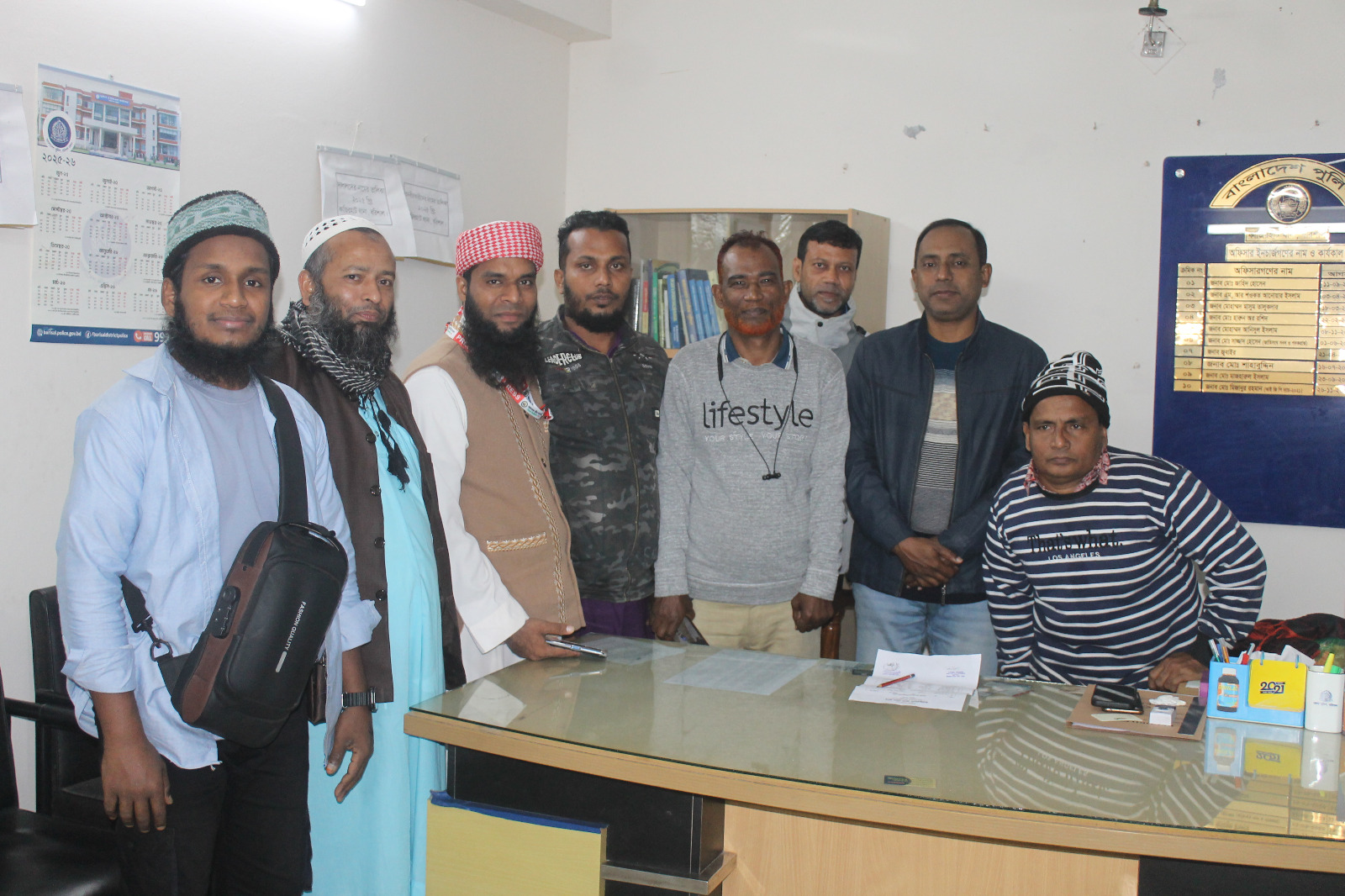 কাজিরহাটে নবনিযুক্ত ওসির সঙ্গে সাংবাদিকদের মতবিনিময়